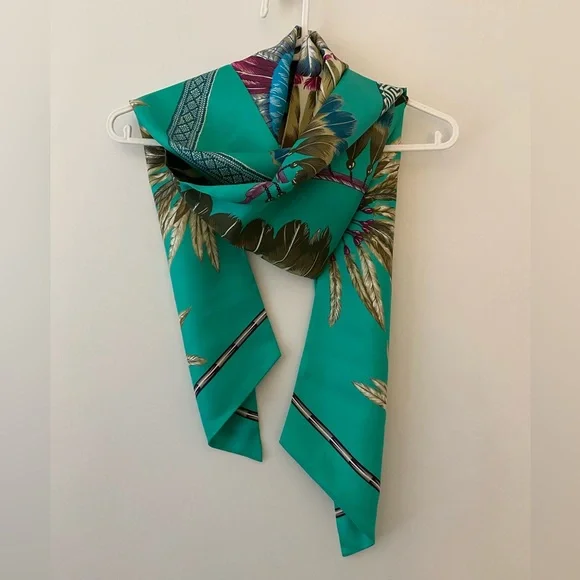 Authentic Hermes discontinued Maxi Twilly - Picture 6 of 7